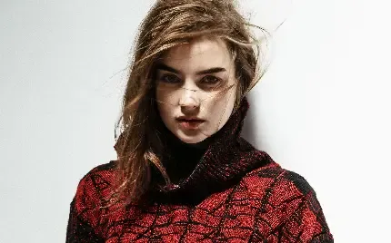  عکس پروفایل دختر زیبا با ارایش شیک