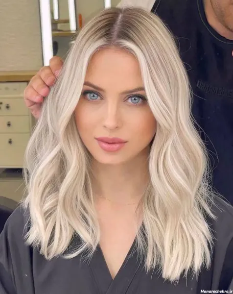  عکس پس زمینه دختر خارجی مو بلوند