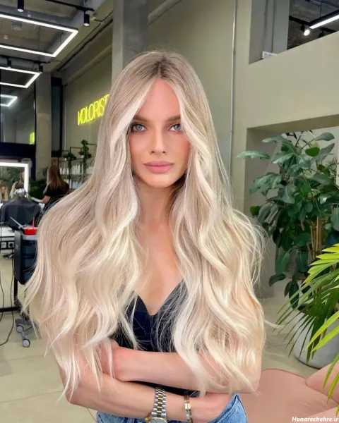  عکس پس زمینه دختر خارجی مو بلوند