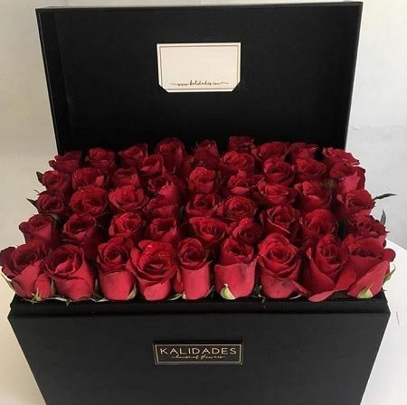  والپیپر دسته گل رز قرمز عاشقانه