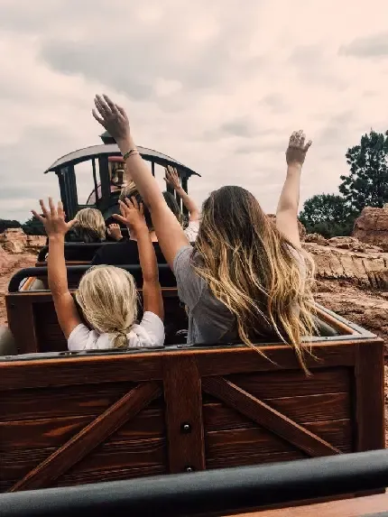  والپیپر شهربازی با کیفیت بالا