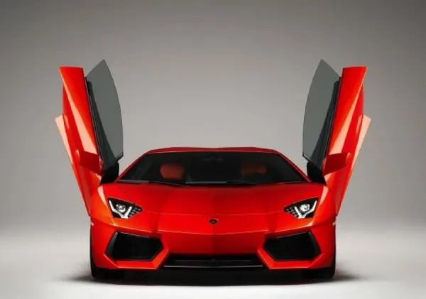  عکس ماشین لامبورگینی قرمز برای پروفایل