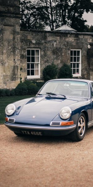  والپیپر ماشین اسپرت