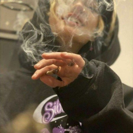  عکس دختر سیگاری خفن