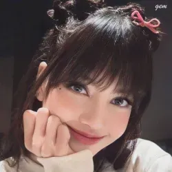 پس زمینه صورتی عروسکی