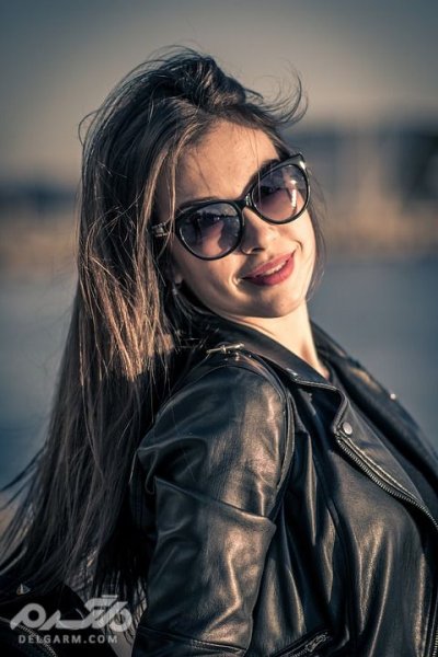  عکس دختر با عینک دودی خارجی
