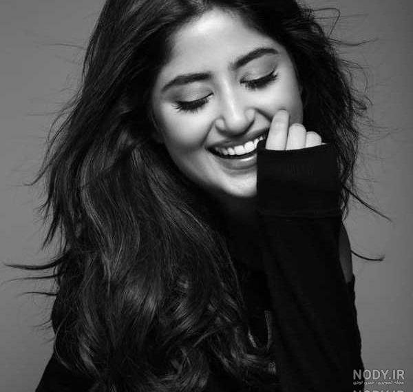 عکس دختر خنده دار فانتزی