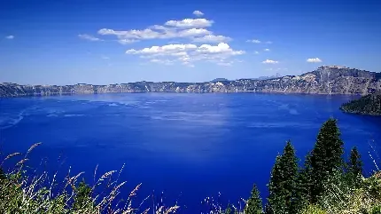 تصویر زمینه دریاچه برای لپ تاپ