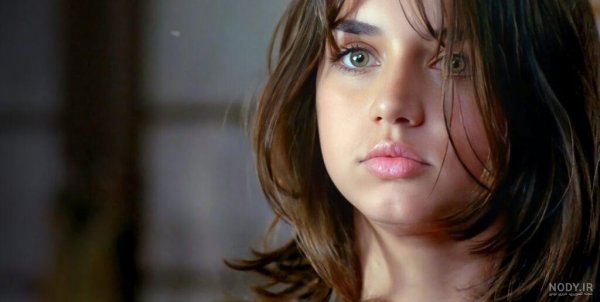 بیوگرافی آنا د آرماس