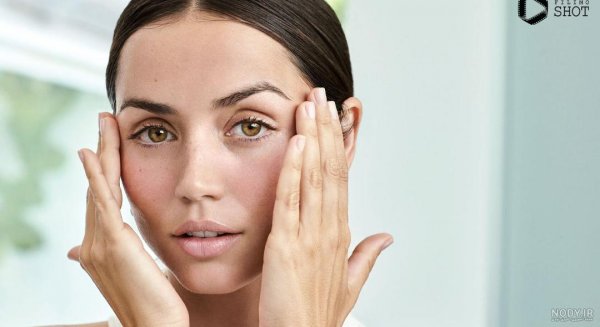 بیوگرافی آنا د آرماس