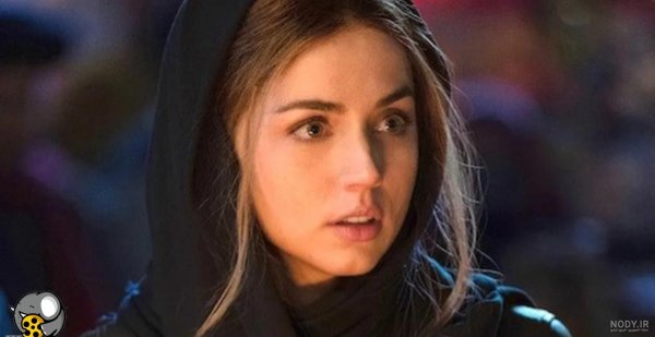 بیوگرافی آنا د آرماس