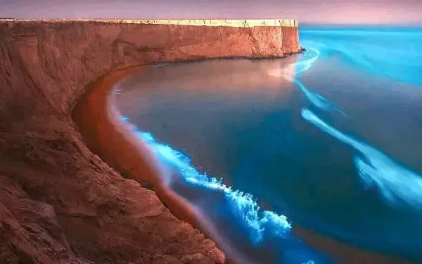  عکس دریای چابهار در شب