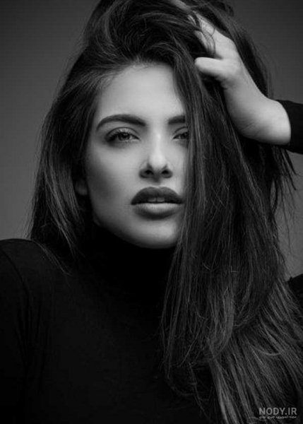  والپیپر دختر مو مشکی