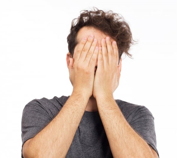 عکس گریه پسر عاشق