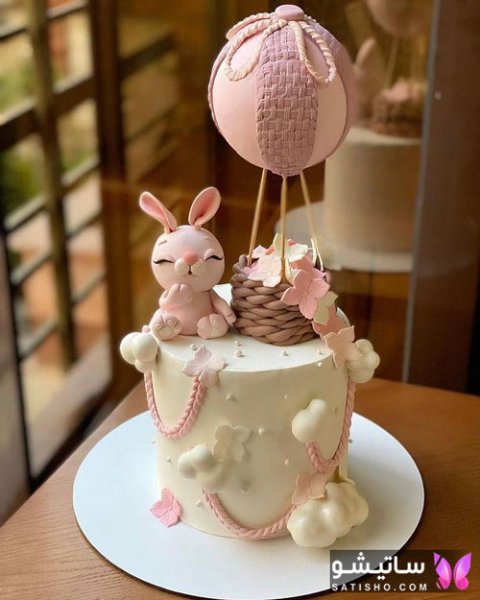 کیک تولد عاشقانه لاکچری