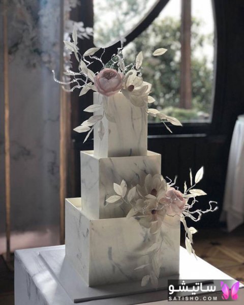 کیک تولد عاشقانه لاکچری