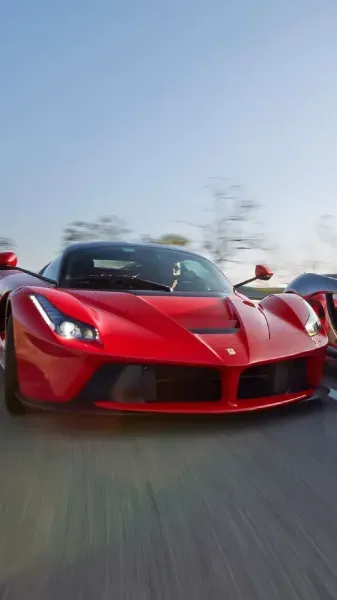 عکس فراری قرمز