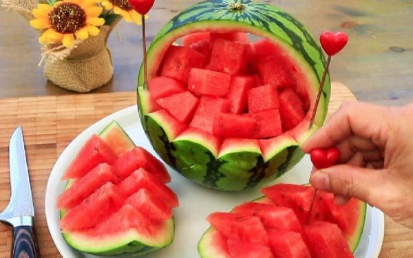 تزیین هندوانه قاچ شده