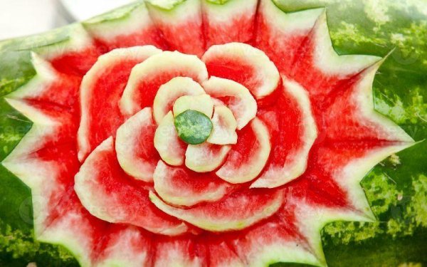 تزیین هندوانه قاچ شده