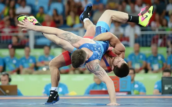  والپیپر کشتی آزاد