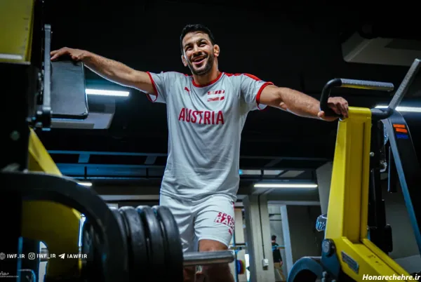  عکس کشتی گیر حسن یزدانی