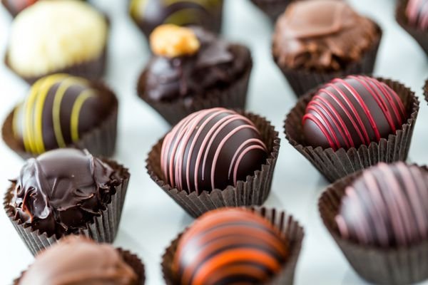  عکس ترافل های خوشمزه شکلاتی با کیفیت بالا