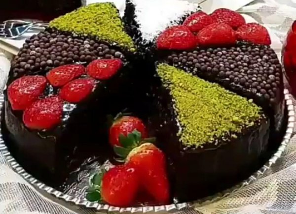  عکس کیک خیس کاکائویی خوشمزه