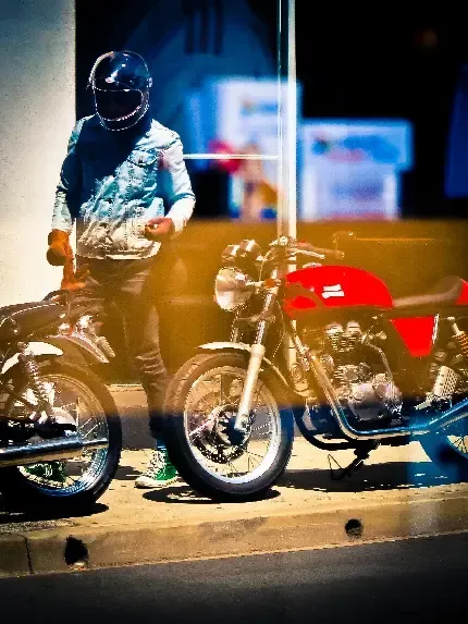  عکس موتور سیکلت اسپرت برای بک گراند گوشی