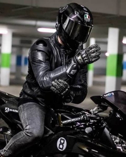  عکس موتور سواری برای پروفایل پسرانه