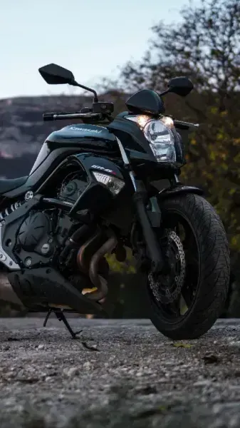  بک گراند موتور سیکلت اسپرت آبی با کیفیت بالا