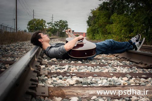 عکس با ریل قطار مردانه