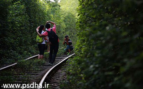  عکس با ریل قطار مردانه