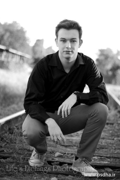  ژست عکس ریل قطار