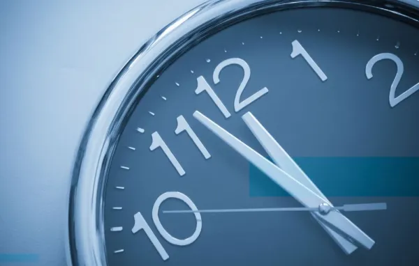  عکس ساعت برای پس زمینه