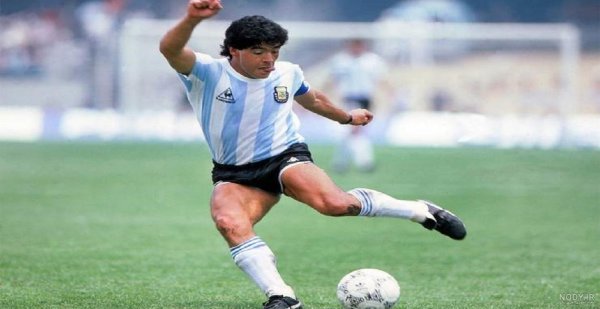  تصویر زمینه مارادونا