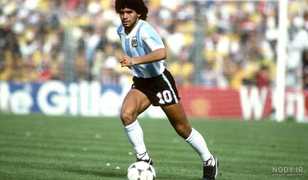 عکس مارادونا در جوانی