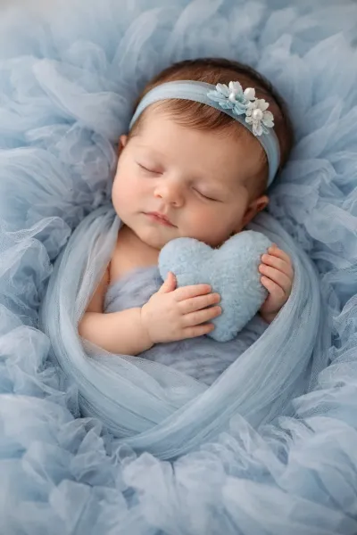  دانلود عکس نوزاد با کیفیت بالا