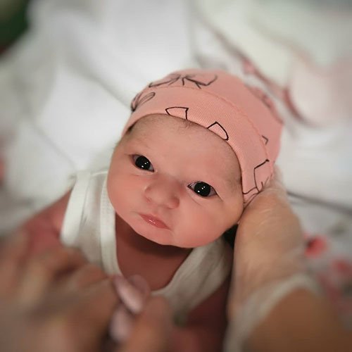  دانلود عکس نوزاد با کیفیت بالا