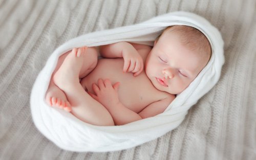  دانلود عکس نوزاد با کیفیت بالا