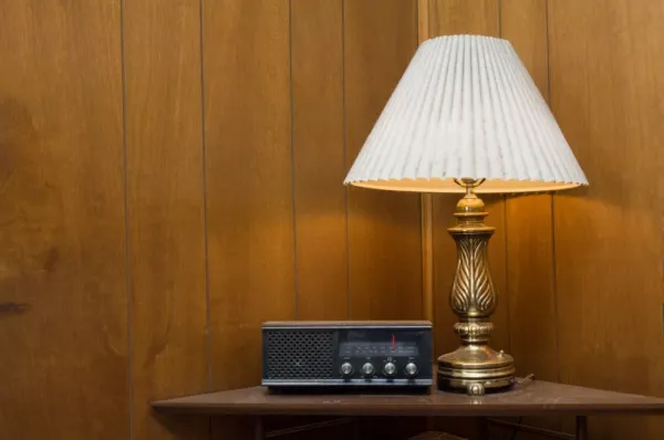  عکس از آباژور در اتاق