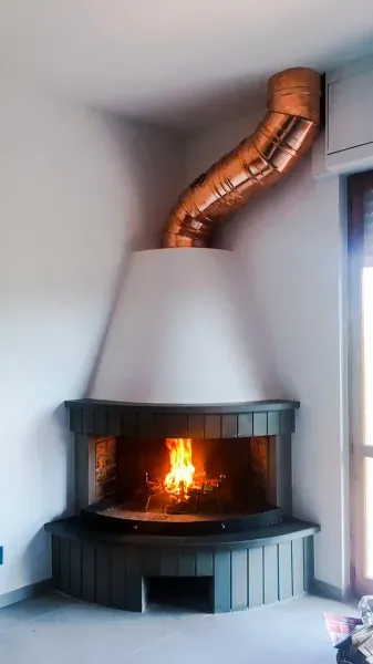 تصویر زمینه شومینه روشن برای گوشی