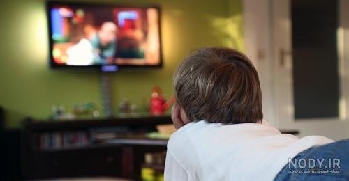  عکس از تماشا کردن تلویزیون
