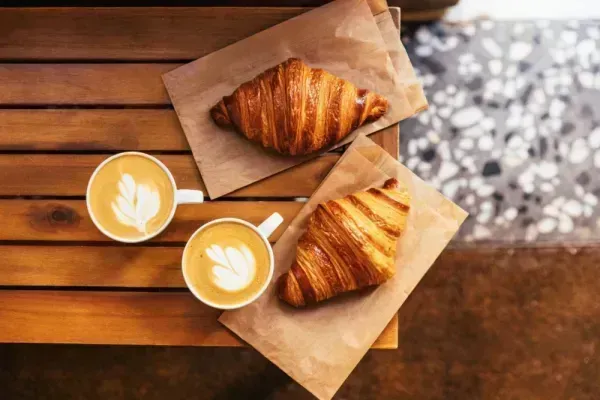  عکس کروسان شکلاتی