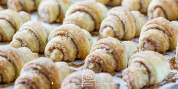 عکس کروسان شکلاتی