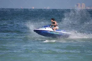  عکس از جت اسکی برای استوری