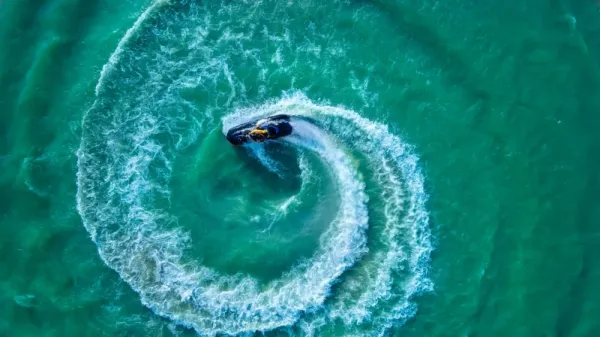 عکس جت اسکی بچه گانه