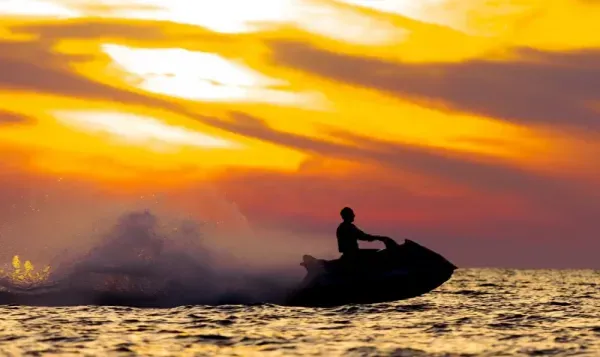  عکس از جت اسکی برای والپیپر