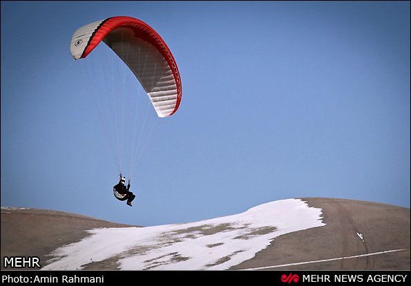  عکس از پرواز با چتر نجات