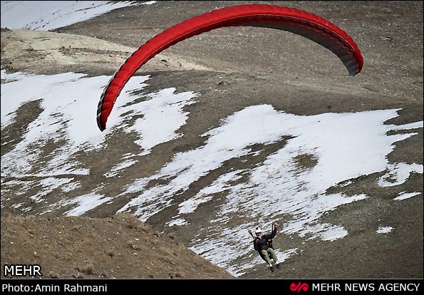  عکس از پرواز با چتر نجات