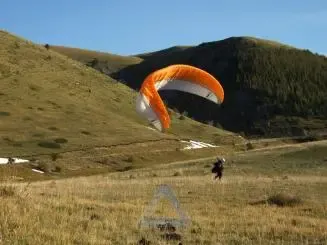  عکس چتر نجات برای پروفایل گوشی موبایل